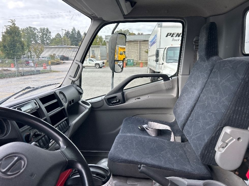 Light Duty Box Truck-Light and Medium Duty Trucks-Hino-2020-155-Burnaby-BC-199,727\n\t\tkm-$ 50,000 - Image 19
