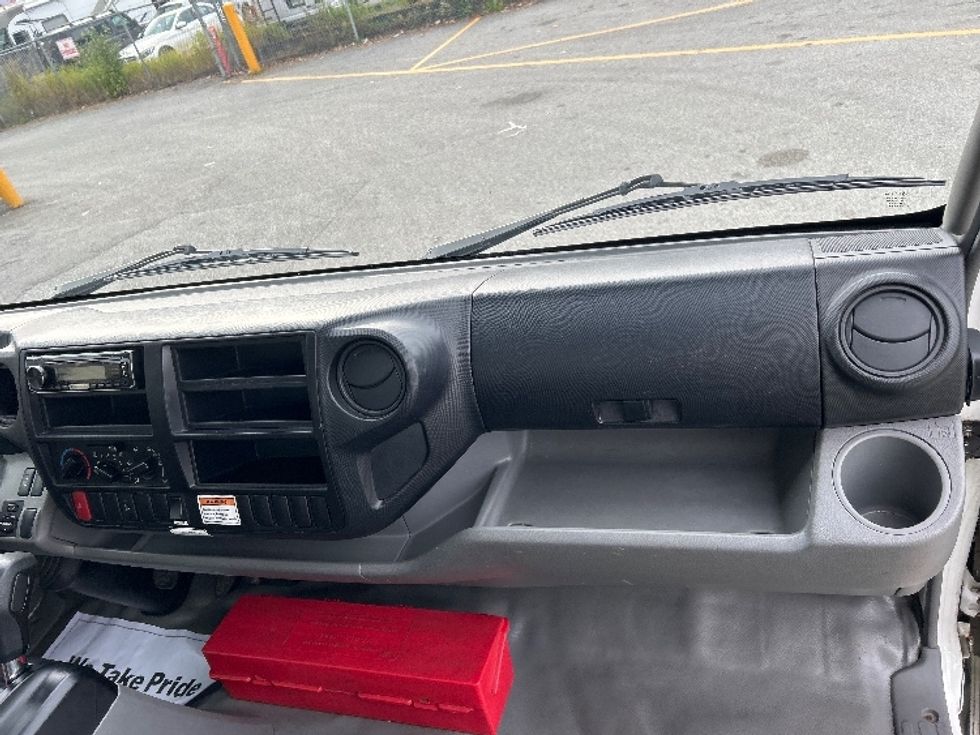 Light Duty Box Truck-Light and Medium Duty Trucks-Hino-2020-155-Burnaby-BC-199,727\n\t\tkm-$ 50,000 - Image 21
