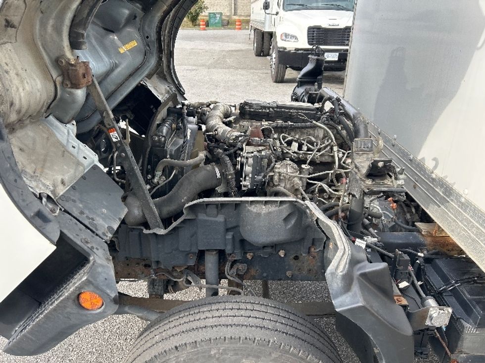 Light Duty Box Truck-Light and Medium Duty Trucks-Hino-2020-155-Burnaby-BC-199,727\n\t\tkm-$ 50,000 - Image 24