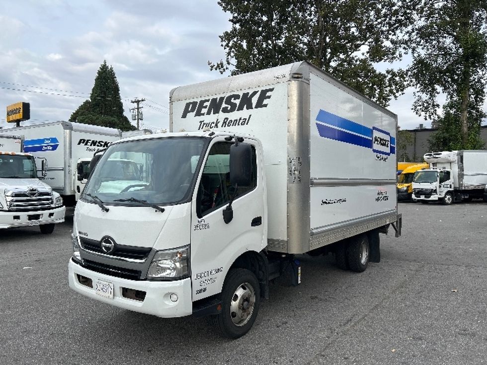 Light Duty Box Truck-Light and Medium Duty Trucks-Hino-2020-155-Burnaby-BC-199,727\n\t\tkm-$ 50,000 - Image 3