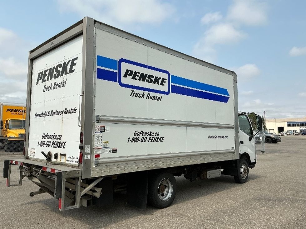 Light Duty Box Truck-Light and Medium Duty Trucks-Hino-2020-155-Calgary-AB-164,143\n\t\tkm-$ 50,750 - Image 13