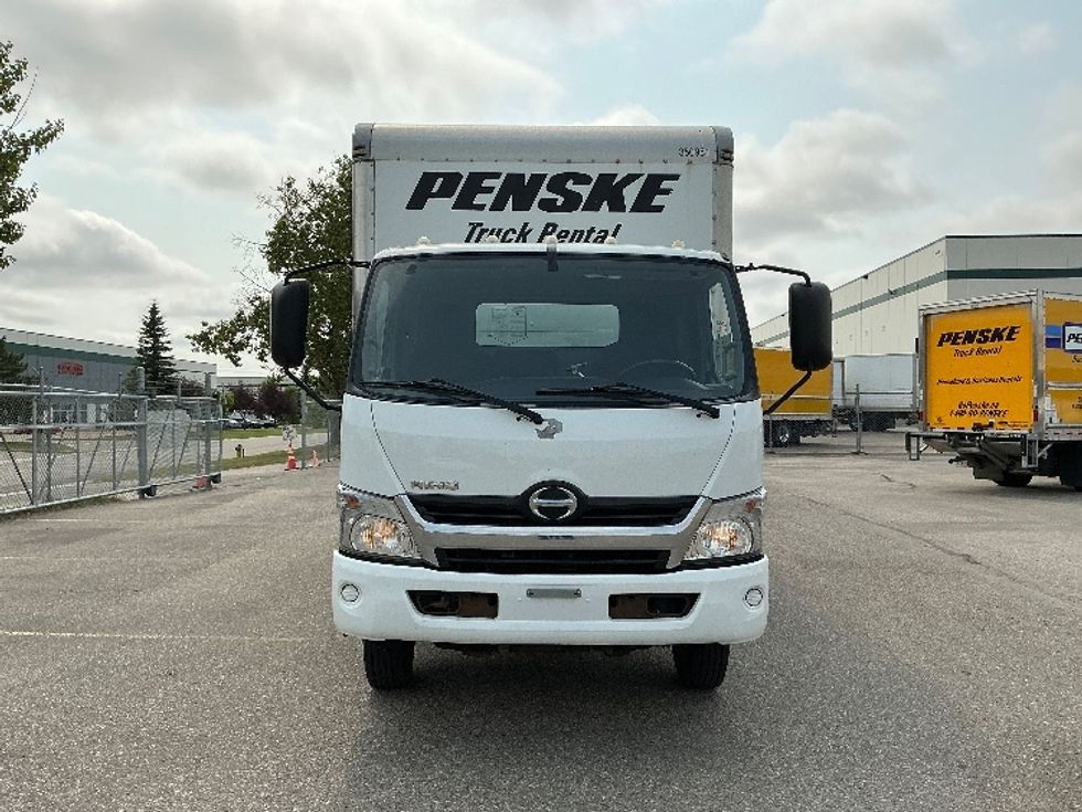 Light Duty Box Truck-Light and Medium Duty Trucks-Hino-2020-155-Calgary-AB-164,143\n\t\tkm-$ 50,750 - Image 2