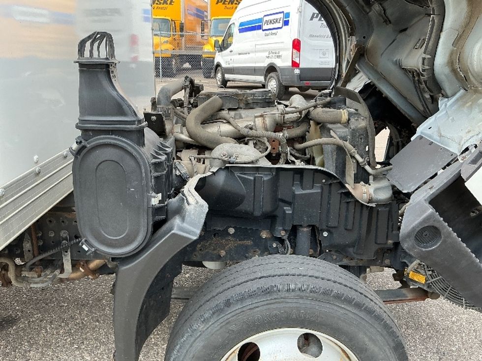 Light Duty Box Truck-Light and Medium Duty Trucks-Hino-2020-155-Calgary-AB-164,143\n\t\tkm-$ 50,750 - Image 24