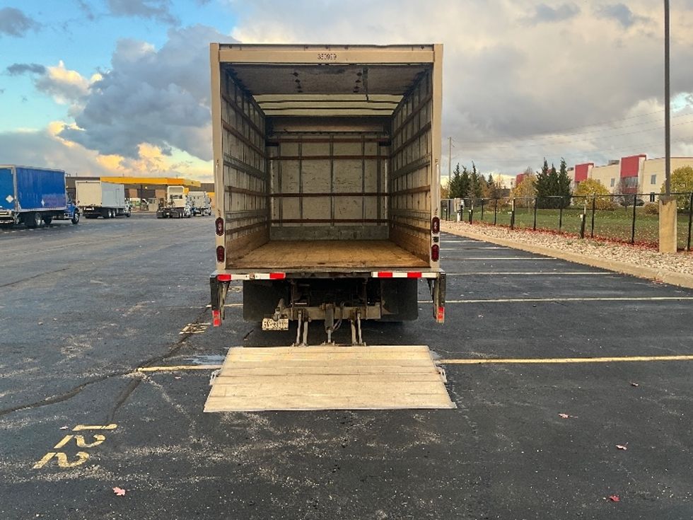 Light Duty Box Truck-Light and Medium Duty Trucks-Hino-2020-155-Cambridge-ON-205,083\n\t\tkm-$ 48,000 - Image 9