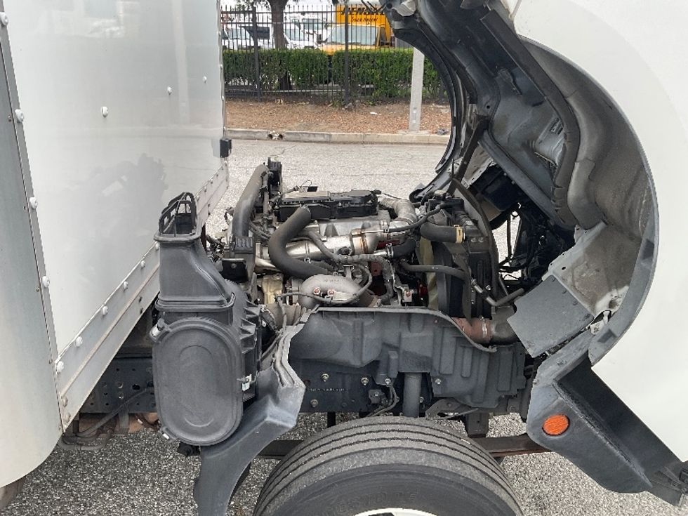 Light Duty Box Truck-Light and Medium Duty Trucks-Hino-2020-155-Carson-CA-87,090\n\t\tmiles-$ 46,750 - Image 23