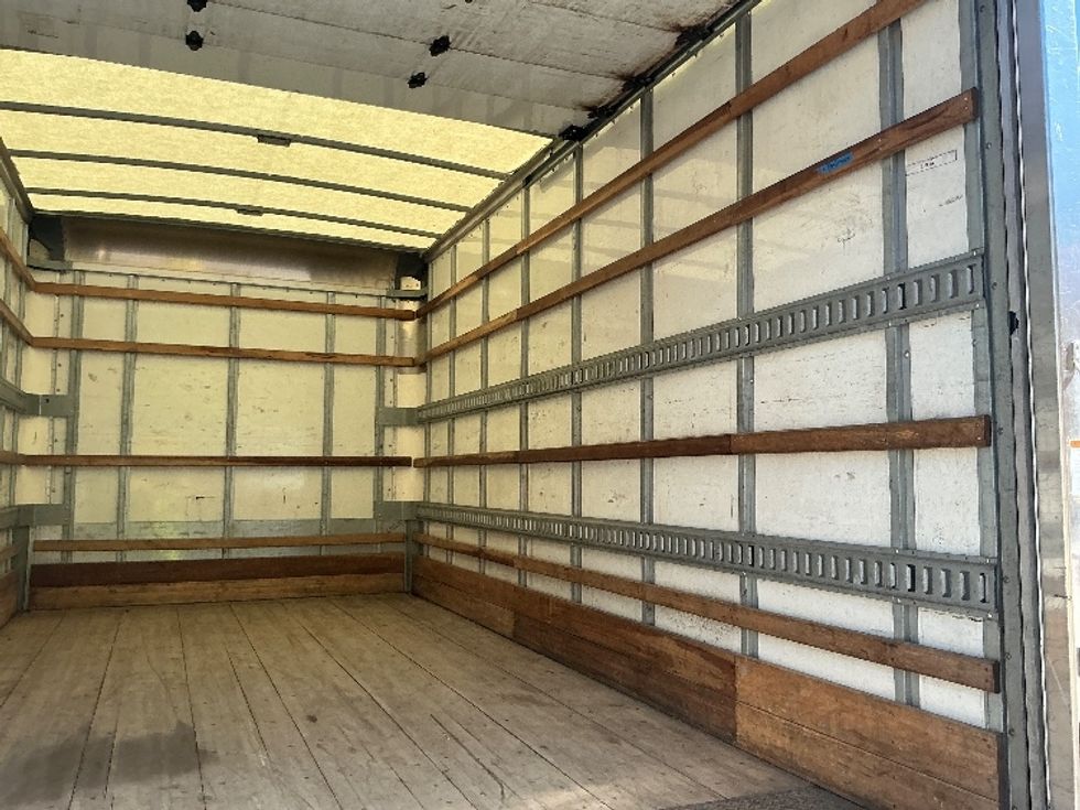 Light Duty Box Truck-Light and Medium Duty Trucks-Hino-2020-155-Clackamas-OR-94,036\n\t\tmiles-$ 44,500 - Image 12