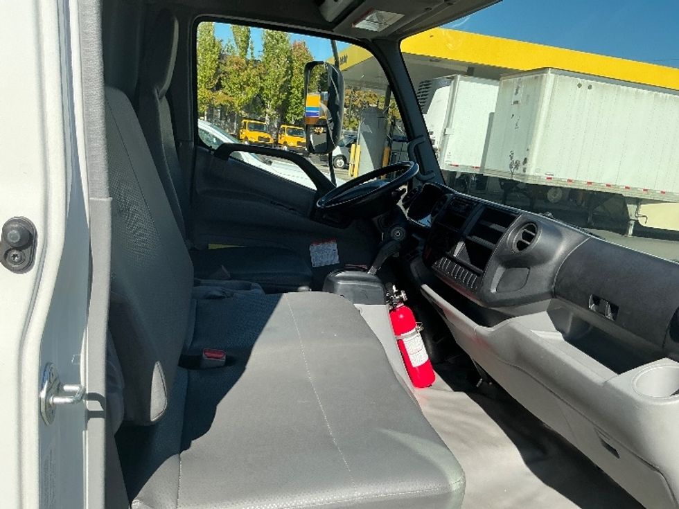 Light Duty Box Truck-Light and Medium Duty Trucks-Hino-2020-155-Clackamas-OR-94,036\n\t\tmiles-$ 44,500 - Image 22