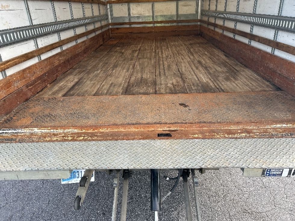 Light Duty Box Truck-Light and Medium Duty Trucks-Hino-2020-155-Concord-NC-126,696\n\t\tmiles-$ 37,750 - Image 10