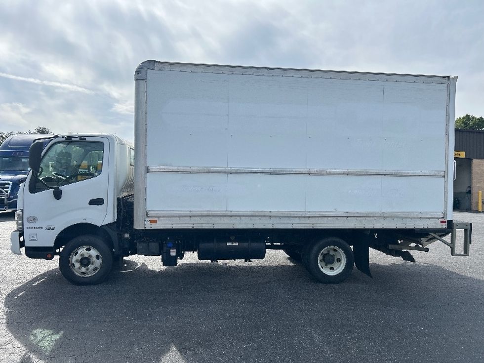 2020 Hino 155 Light Duty Box Truck