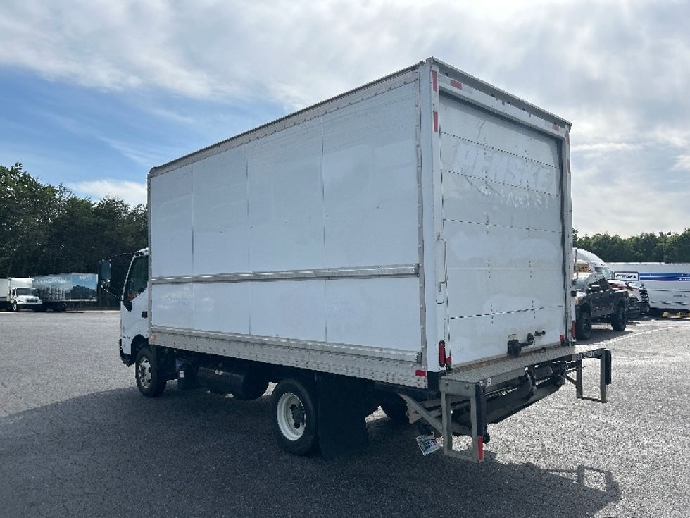 Light Duty Box Truck-Light and Medium Duty Trucks-Hino-2020-155-Concord-NC-126,696\n\t\tmiles-$ 37,750 - Image 6