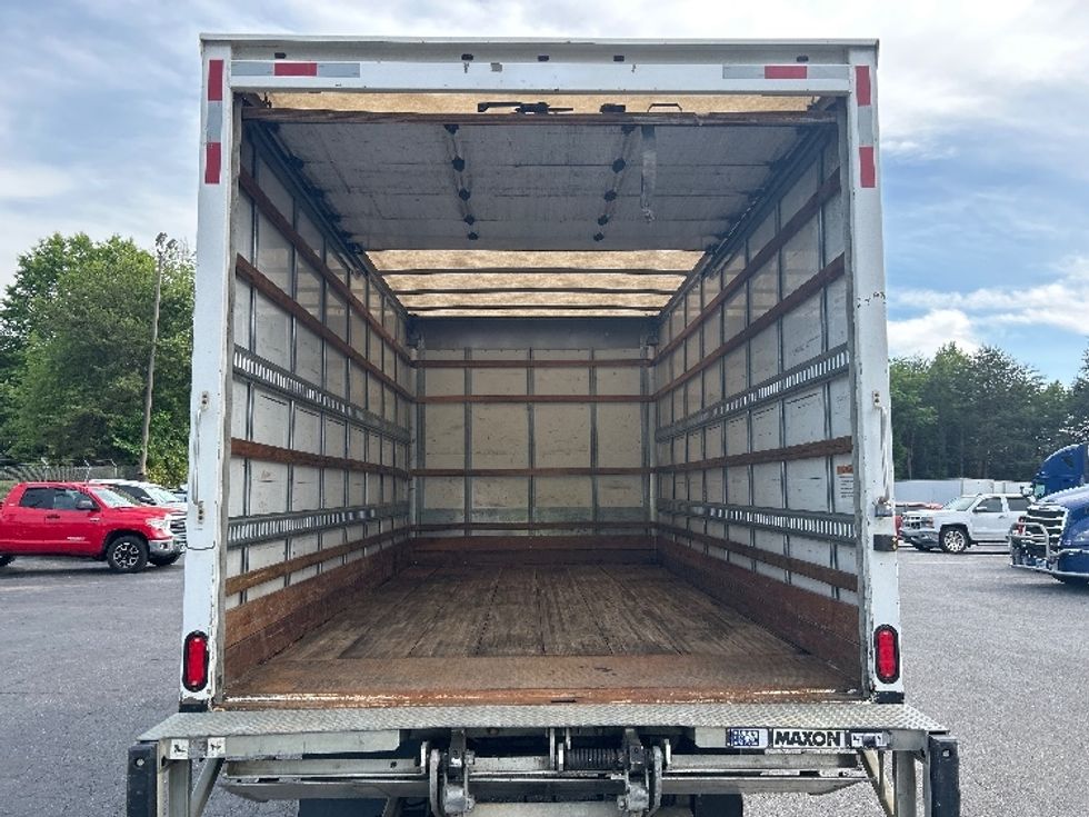Light Duty Box Truck-Light and Medium Duty Trucks-Hino-2020-155-Concord-NC-126,696\n\t\tmiles-$ 37,750 - Image 8
