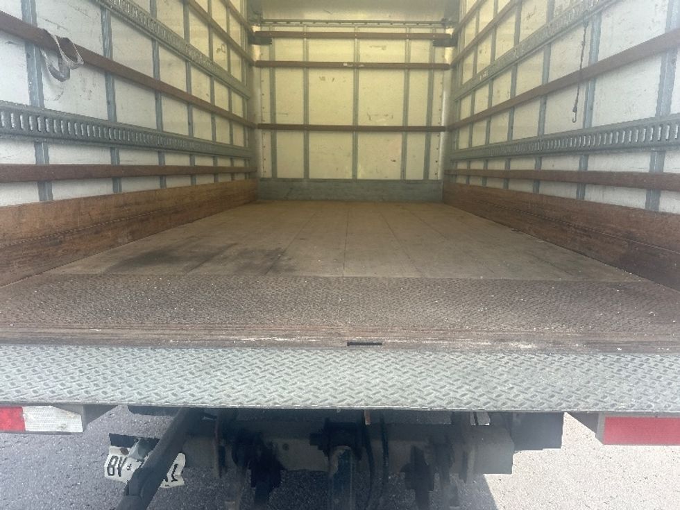 Light Duty Box Truck-Light and Medium Duty Trucks-Hino-2020-155-Concord-ON-187,283\n\t\tkm-$ 50,000 - Image 10