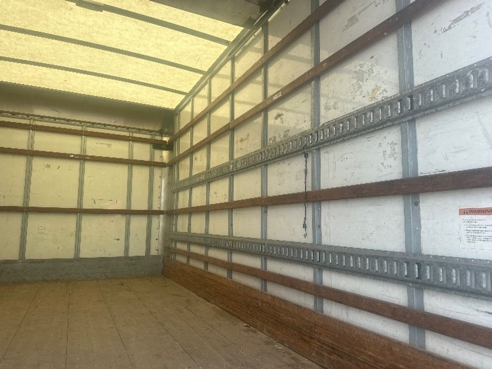 Light Duty Box Truck-Light and Medium Duty Trucks-Hino-2020-155-Concord-ON-187,283\n\t\tkm-$ 50,000 - Image 12