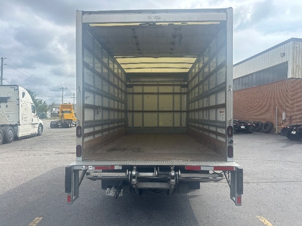 Light Duty Box Truck-Light and Medium Duty Trucks-Hino-2020-155-Concord-ON-187,283\n\t\tkm-$ 50,000 - Image 8