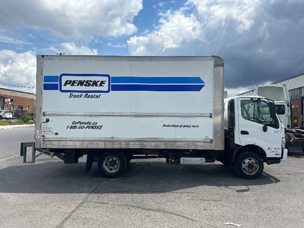 Light Duty Box Truck-Light and Medium Duty Trucks-Hino-2020-155-Concord-ON-221,617\n\t\tkm-$ 46,250 - Image 15
