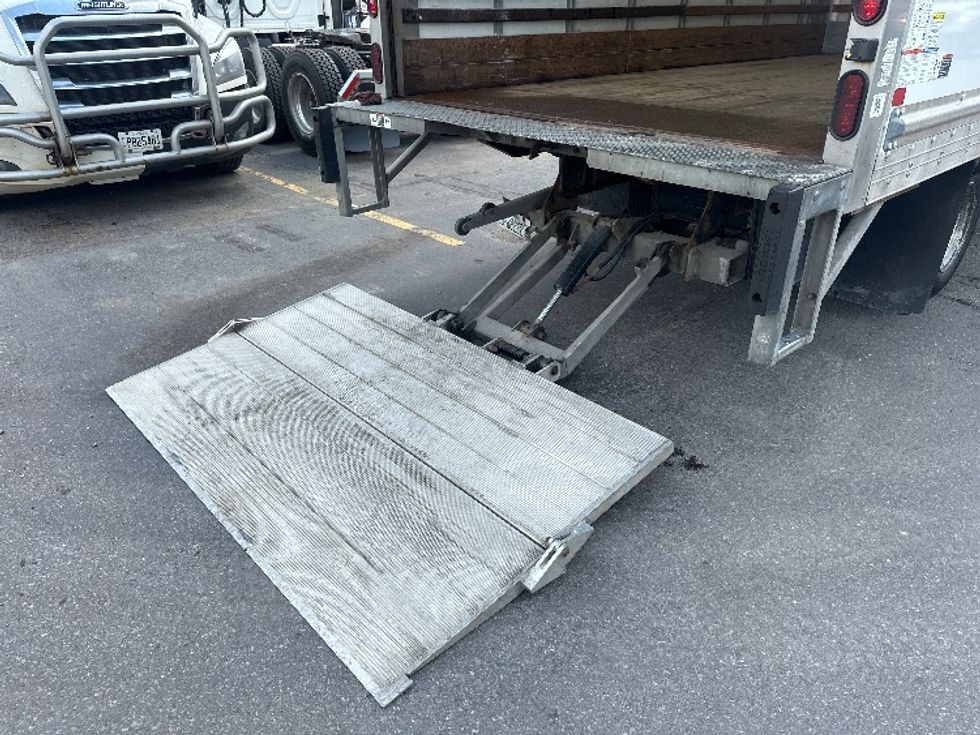 Light Duty Box Truck-Light and Medium Duty Trucks-Hino-2020-155-Concord-ON-221,617\n\t\tkm-$ 46,250 - Image 9