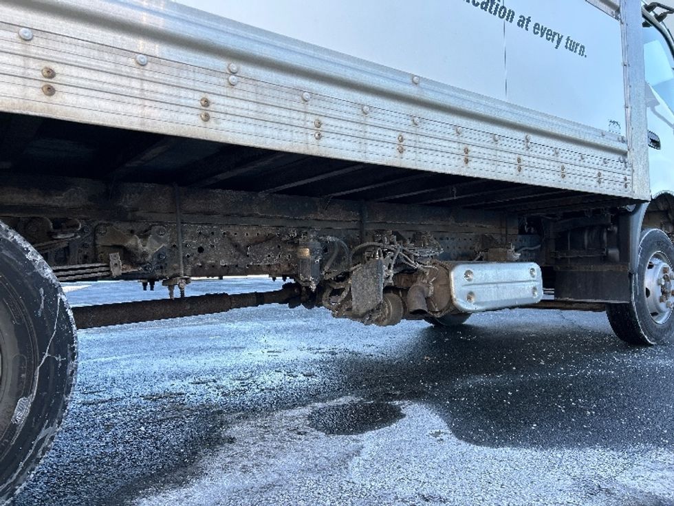 Light Duty Box Truck-Light and Medium Duty Trucks-Hino-2020-155-Dartmouth-NS-142,064\n\t\tkm-$ 52,000 - Image 14