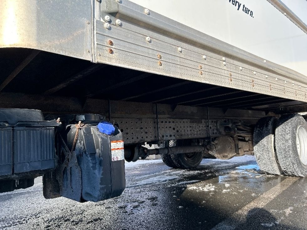 Light Duty Box Truck-Light and Medium Duty Trucks-Hino-2020-155-Dartmouth-NS-142,064\n\t\tkm-$ 52,000 - Image 5