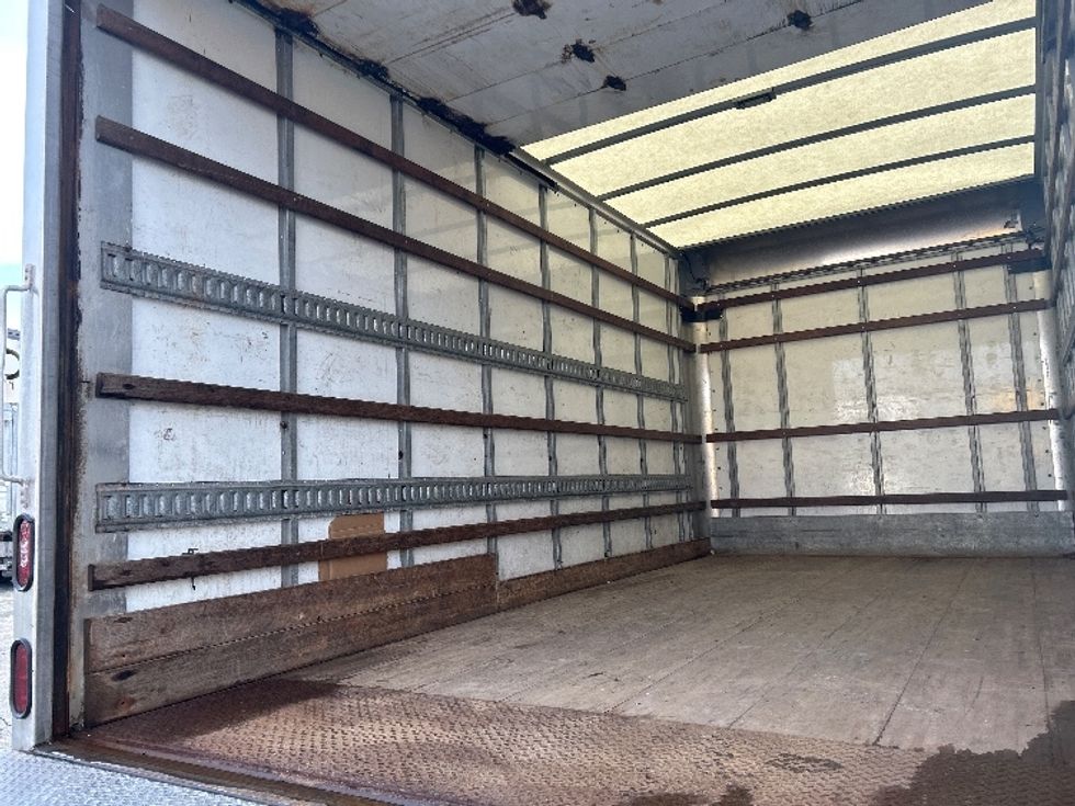 Light Duty Box Truck-Light and Medium Duty Trucks-Hino-2020-155-Dartmouth-NS-171,839\n\t\tkm-$ 50,000 - Image 11