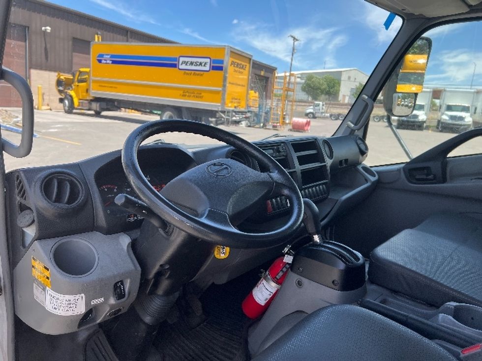 Light Duty Box Truck-Light and Medium Duty Trucks-Hino-2020-155-Denver-CO-82,380\n\t\tmiles-$ 50,000 - Image 17