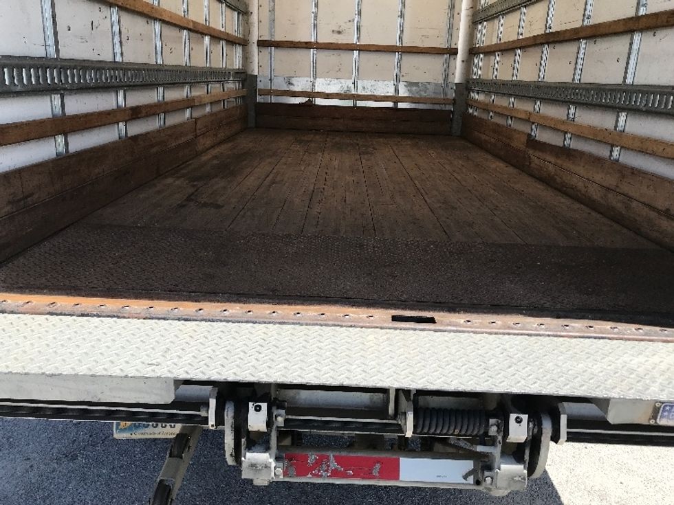 Light Duty Box Truck-Light and Medium Duty Trucks-Hino-2020-155-East Chicago-IN-97,727\n\t\tmiles-$ 38,500 - Image 10