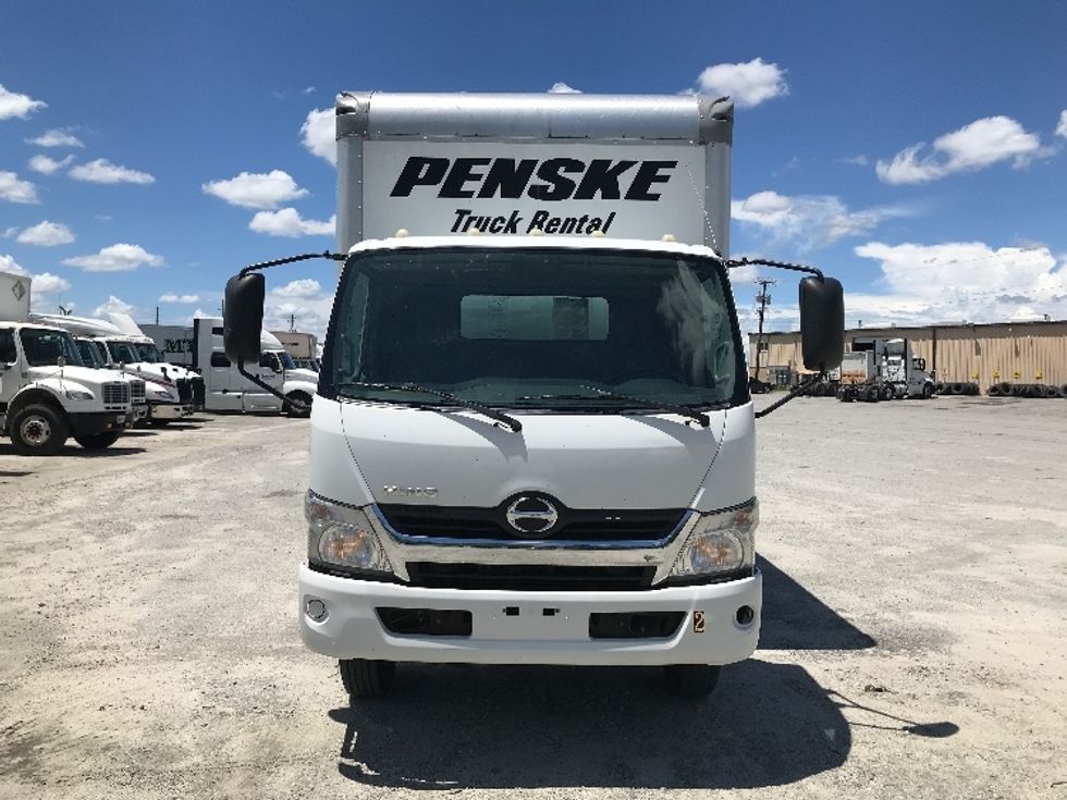 Light Duty Box Truck-Light and Medium Duty Trucks-Hino-2020-155-East Chicago-IN-97,727\n\t\tmiles-$ 38,500 - Image 2