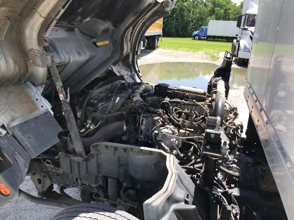 Light Duty Box Truck-Light and Medium Duty Trucks-Hino-2020-155-East Chicago-IN-97,727\n\t\tmiles-$ 38,500 - Image 24