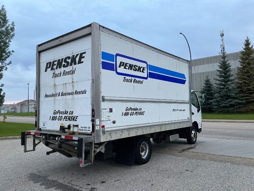 Light Duty Box Truck-Light and Medium Duty Trucks-Hino-2020-155-Edmonton-AB-165,329\n\t\tkm-$ 50,750 - Image 13