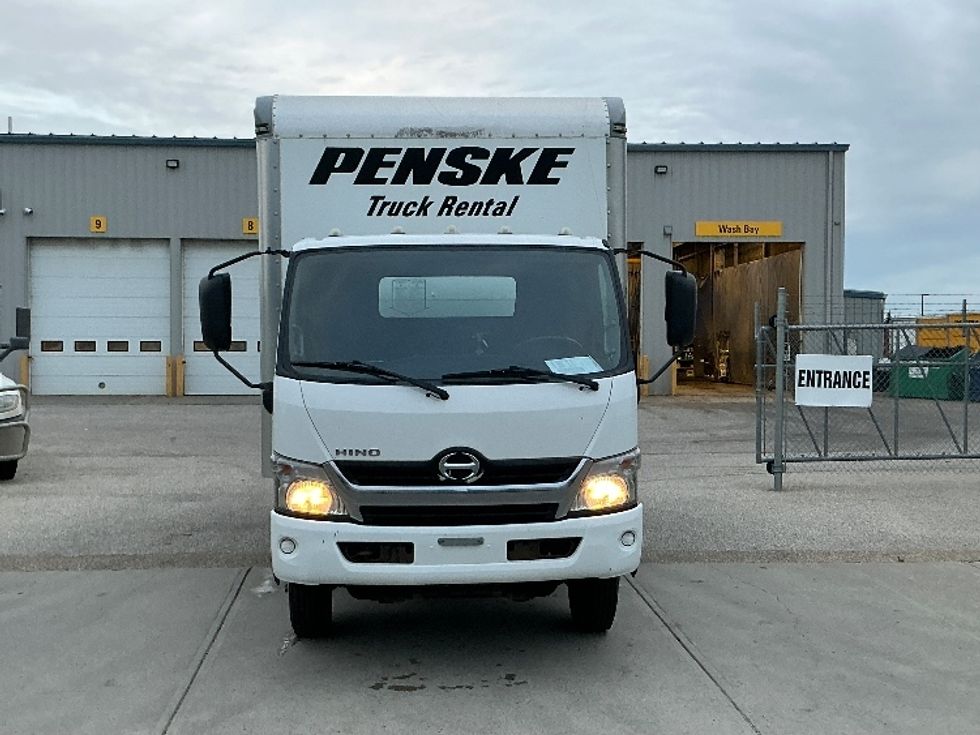 Light Duty Box Truck-Light and Medium Duty Trucks-Hino-2020-155-Edmonton-AB-165,329\n\t\tkm-$ 50,750 - Image 2