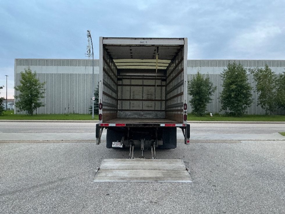Light Duty Box Truck-Light and Medium Duty Trucks-Hino-2020-155-Edmonton-AB-165,329\n\t\tkm-$ 50,750 - Image 9