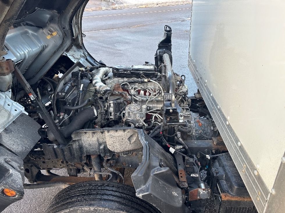 Light Duty Box Truck-Light and Medium Duty Trucks-Hino-2020-155-Etobicoke-ON-196,300\n\t\tkm-$ 48,000 - Image 24