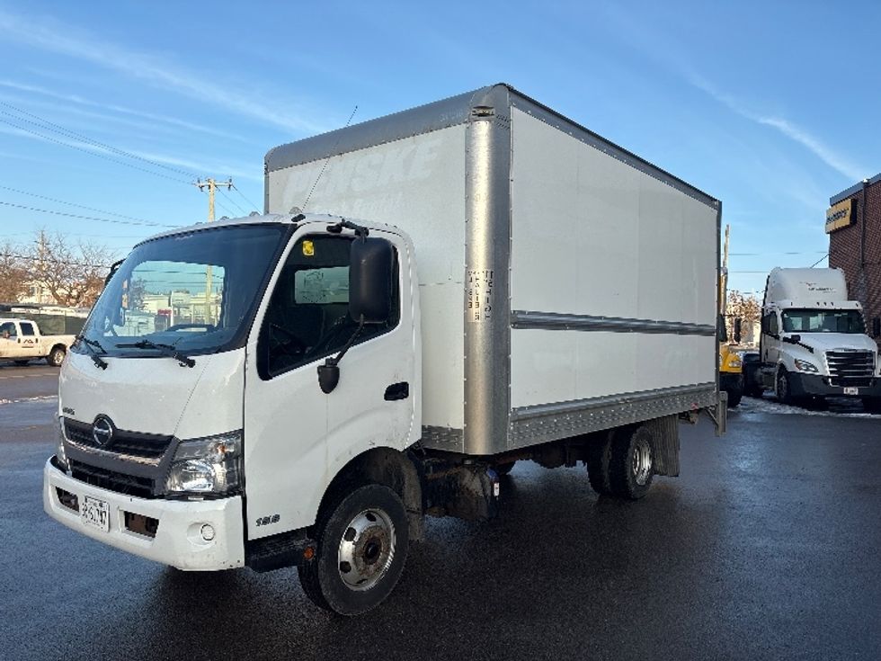 Light Duty Box Truck-Light and Medium Duty Trucks-Hino-2020-155-Etobicoke-ON-196,300\n\t\tkm-$ 48,000 - Image 3