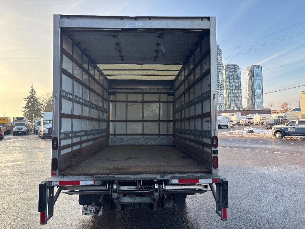 Light Duty Box Truck-Light and Medium Duty Trucks-Hino-2020-155-Etobicoke-ON-196,300\n\t\tkm-$ 48,000 - Image 8