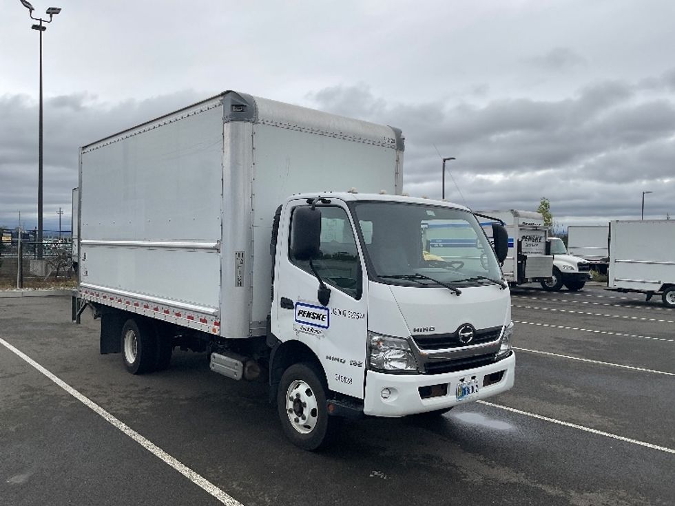 Light Duty Box Truck-Light and Medium Duty Trucks-Hino-2020-155-Kent-WA-103,138\n\t\tmiles-$ 40,000 - Image 1