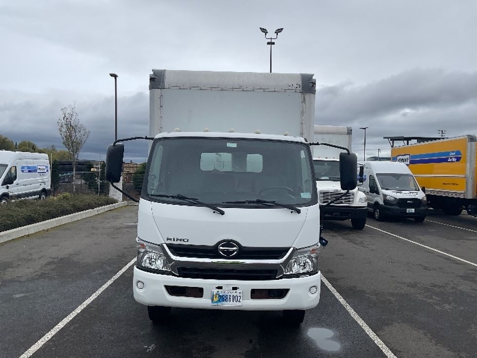 Light Duty Box Truck-Light and Medium Duty Trucks-Hino-2020-155-Kent-WA-103,138\n\t\tmiles-$ 40,000 - Image 2