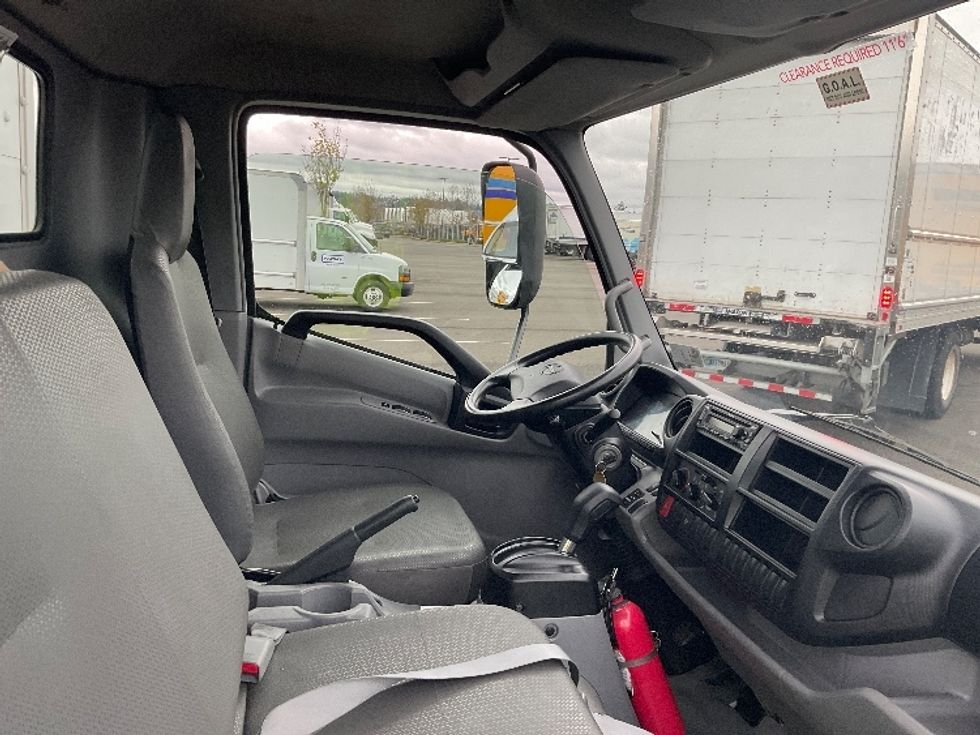 Light Duty Box Truck-Light and Medium Duty Trucks-Hino-2020-155-Kent-WA-103,138\n\t\tmiles-$ 40,000 - Image 22
