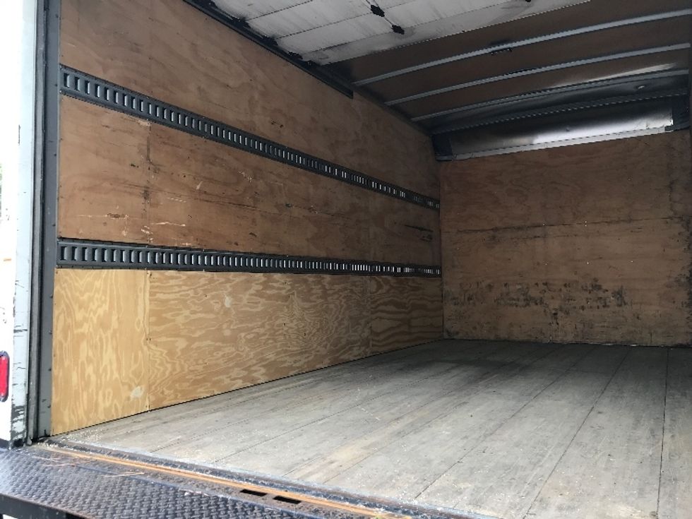 Light Duty Box Truck-Light and Medium Duty Trucks-Hino-2020-155-Ladson-SC-148,948\n\t\tmiles-$ 34,250 - Image 11