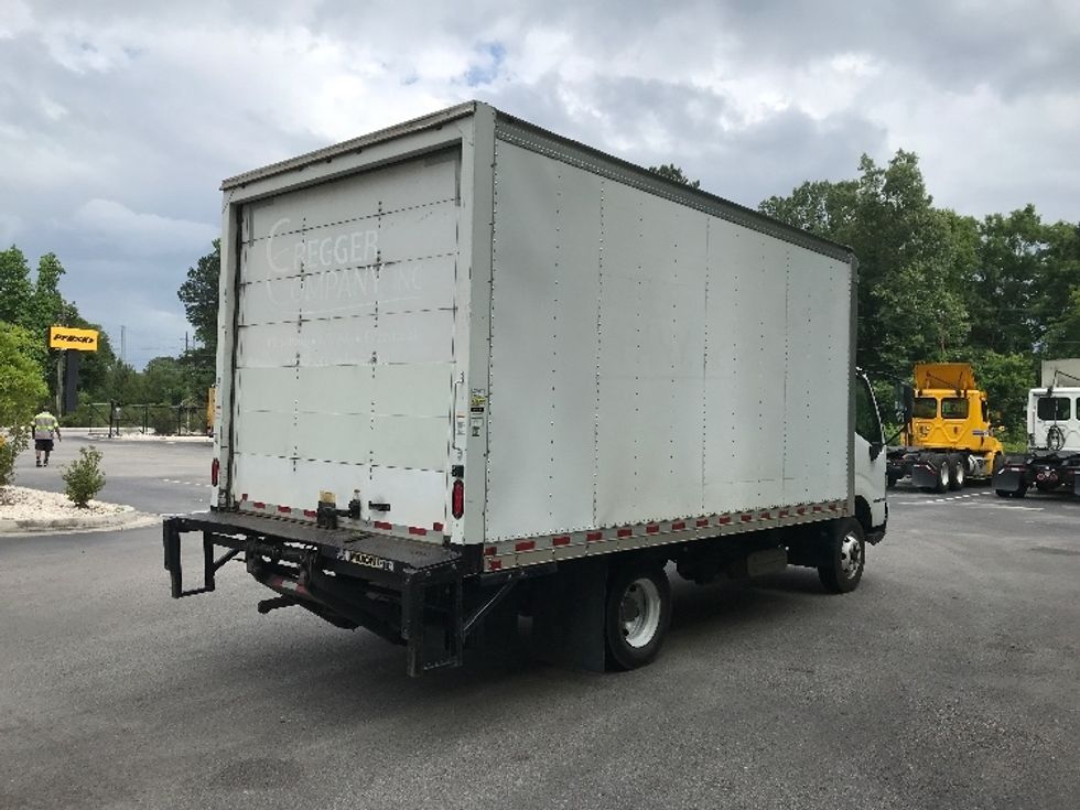 Light Duty Box Truck-Light and Medium Duty Trucks-Hino-2020-155-Ladson-SC-148,948\n\t\tmiles-$ 34,250 - Image 13