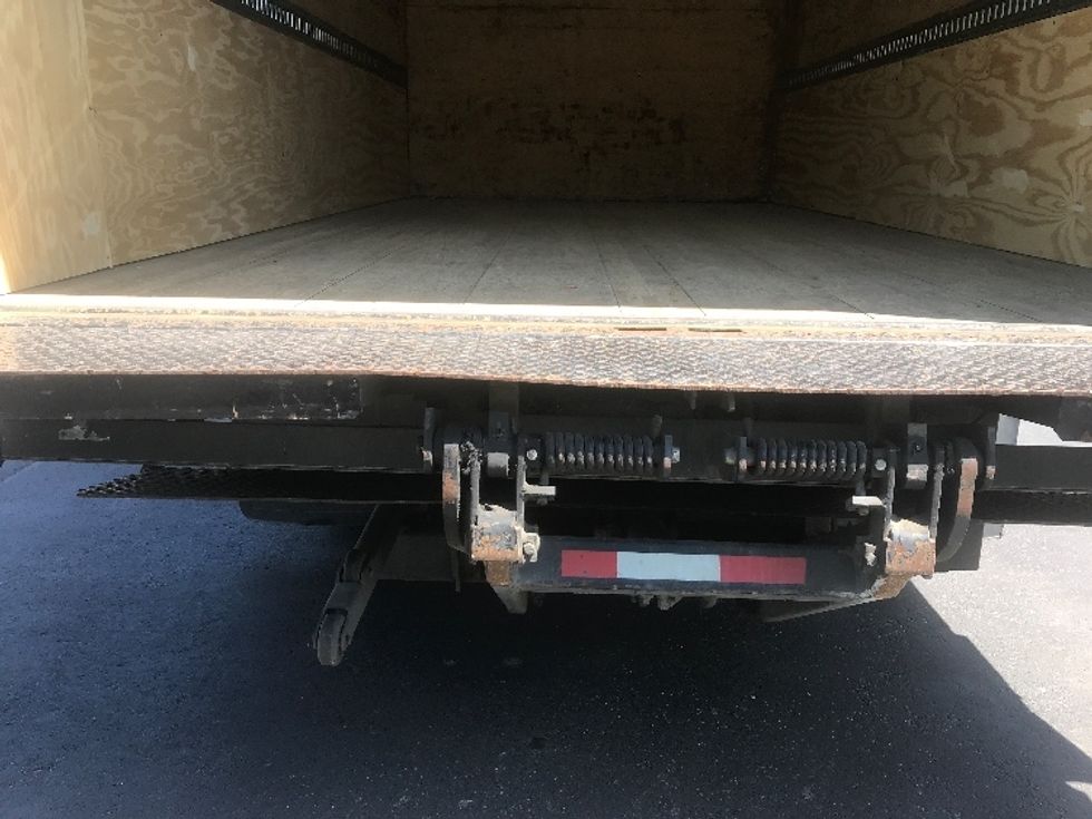 Light Duty Box Truck-Light and Medium Duty Trucks-Hino-2020-155-Ladson-SC-148,948\n\t\tmiles-$ 34,250 - Image 25