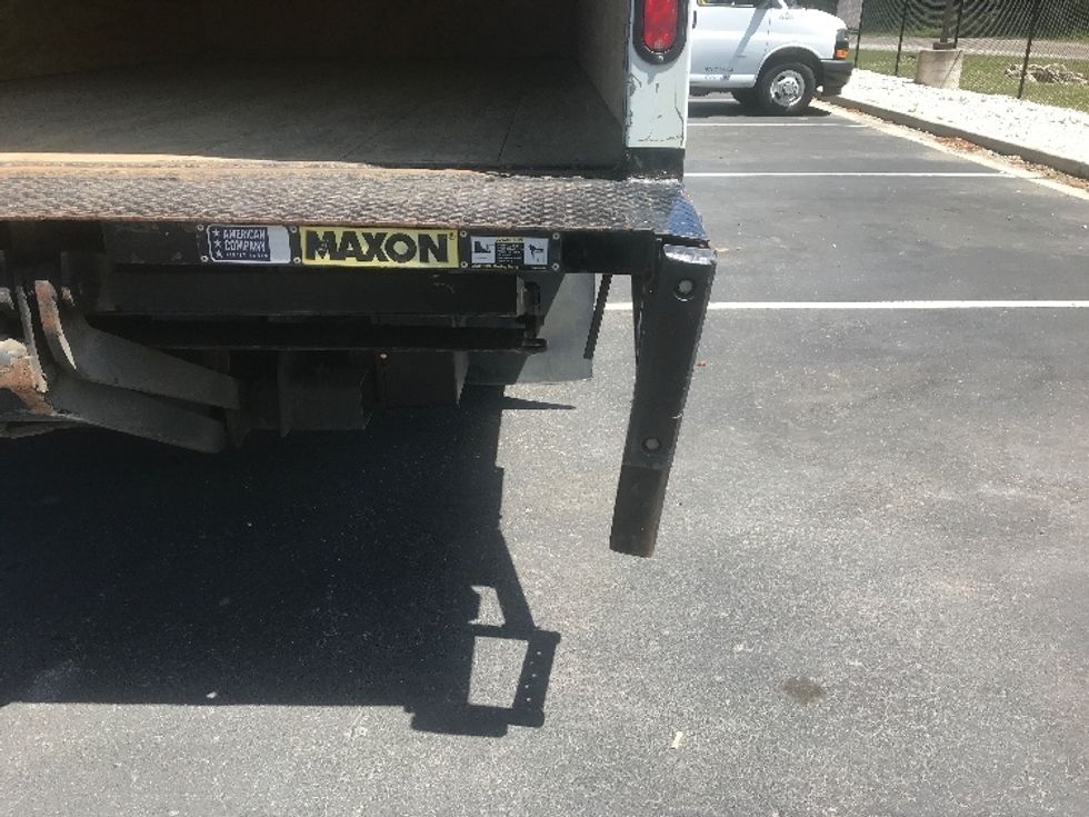 Light Duty Box Truck-Light and Medium Duty Trucks-Hino-2020-155-Ladson-SC-148,948\n\t\tmiles-$ 34,250 - Image 26