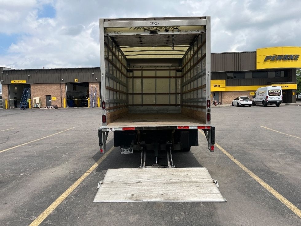 Light Duty Box Truck-Light and Medium Duty Trucks-Hino-2020-155-Mississauga-ON-128,932\n\t\tkm-$ 56,250 - Image 9