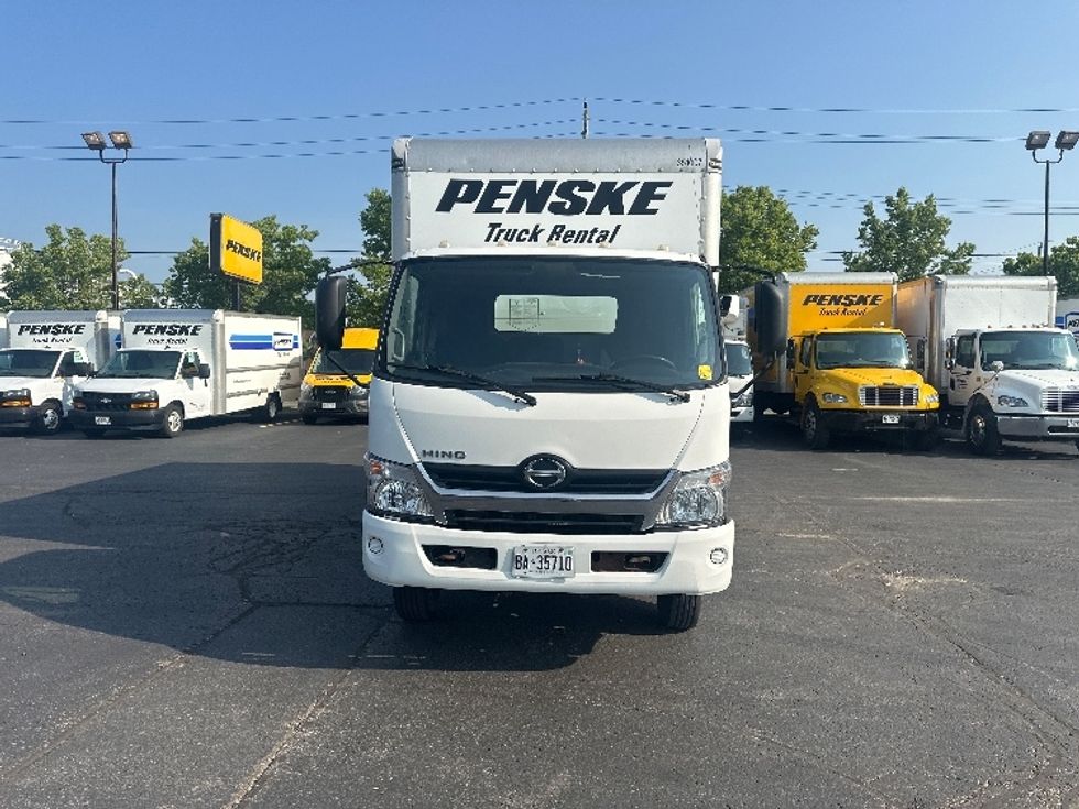 2020 Hino XJC720 / XFC720 Single Cab photo 2