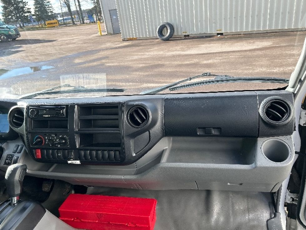 Light Duty Box Truck-Light and Medium Duty Trucks-Hino-2020-155-Moncton-NB-174,882\n\t\tkm-$ 49,250 - Image 20