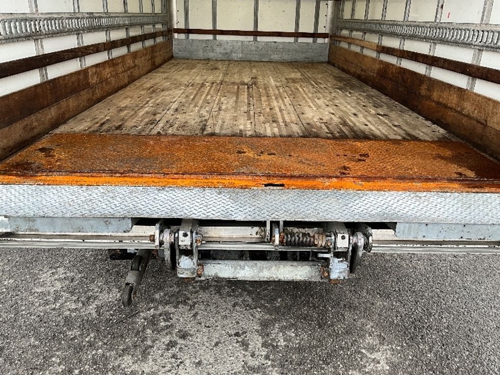 Light Duty Box Truck-Light and Medium Duty Trucks-Hino-2020-155-Ottawa-ON-200,841\n\t\tkm-$ 44,500 - Image 10