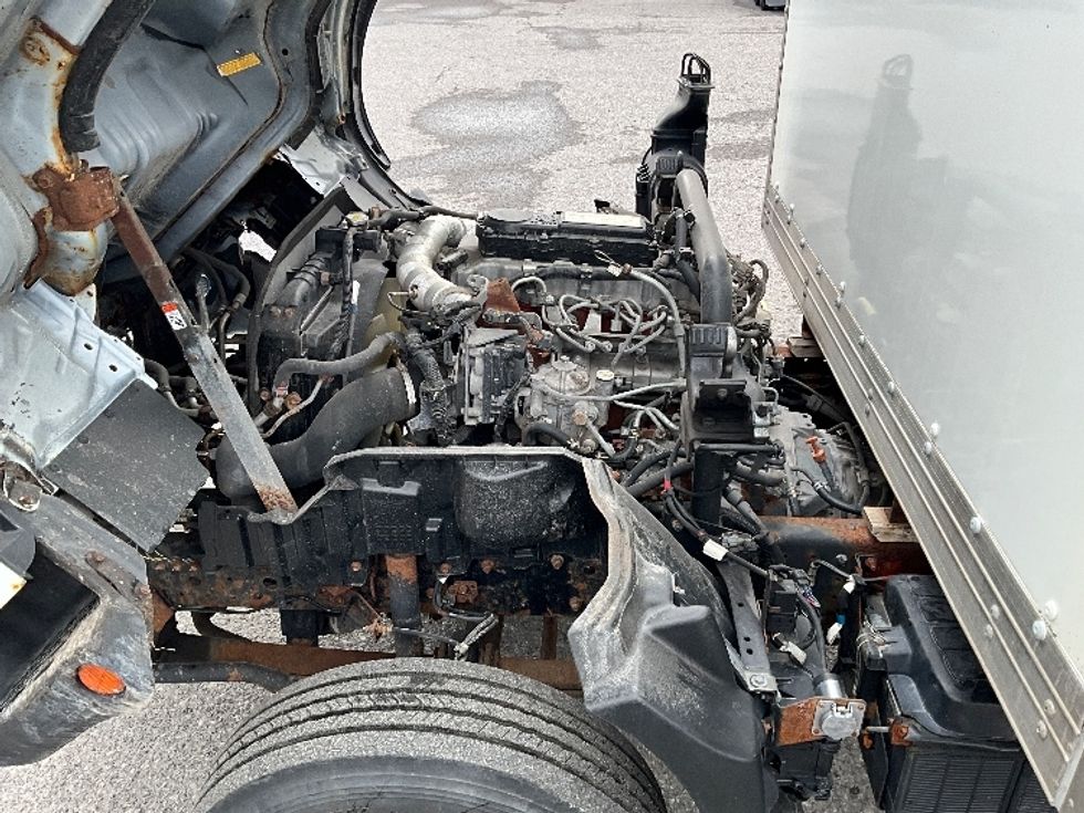 Light Duty Box Truck-Light and Medium Duty Trucks-Hino-2020-155-Ottawa-ON-200,841\n\t\tkm-$ 44,500 - Image 24