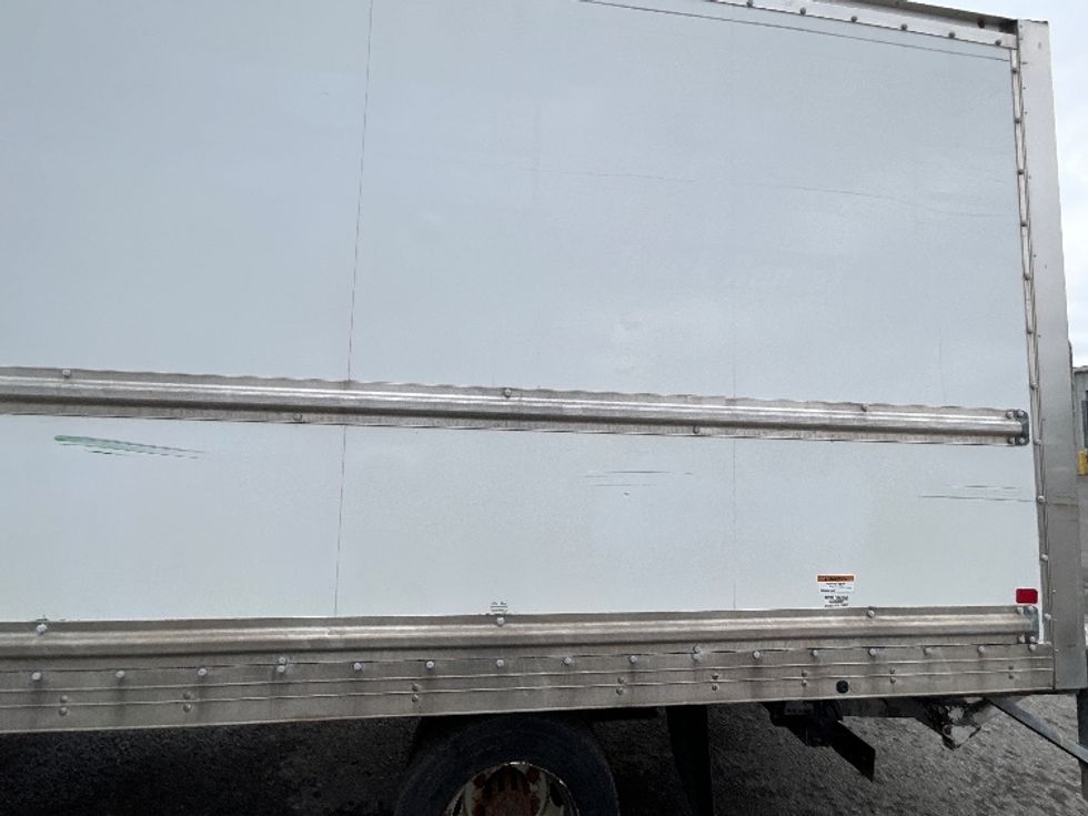 Light Duty Box Truck-Light and Medium Duty Trucks-Hino-2020-155-Ottawa-ON-200,841\n\t\tkm-$ 44,500 - Image 25