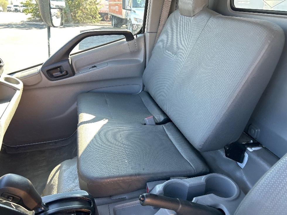 Light Duty Box Truck-Light and Medium Duty Trucks-Hino-2020-155-Sacramento-CA-88,688\n\t\tmiles-$ 45,000 - Image 19