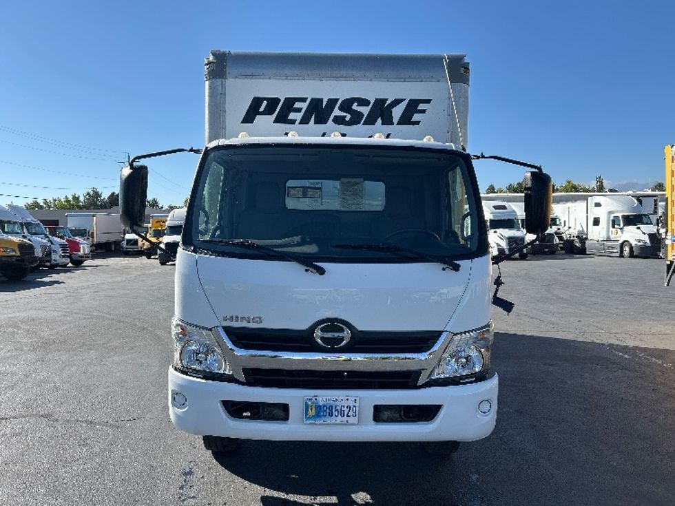 Light Duty Box Truck-Light and Medium Duty Trucks-Hino-2020-155-Sacramento-CA-88,688\n\t\tmiles-$ 45,000 - Image 2