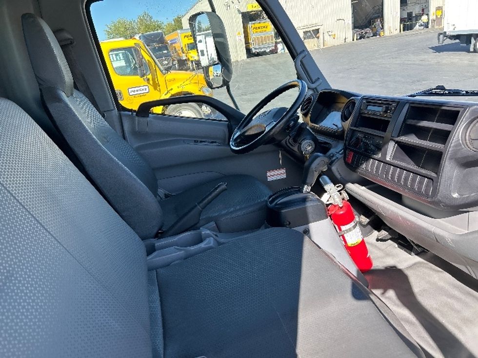 Light Duty Box Truck-Light and Medium Duty Trucks-Hino-2020-155-Sacramento-CA-88,688\n\t\tmiles-$ 45,000 - Image 22
