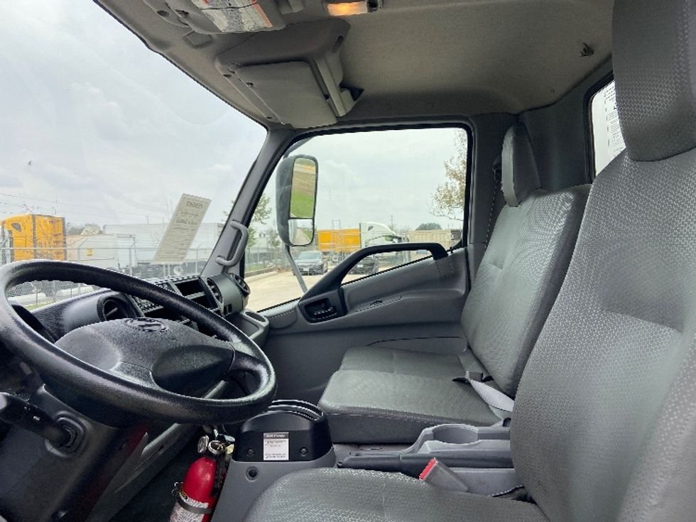 Light Duty Box Truck-Light and Medium Duty Trucks-Hino-2020-155-San Antonio-TX-137,540\n\t\tmiles-$ 36,750 - Image 19